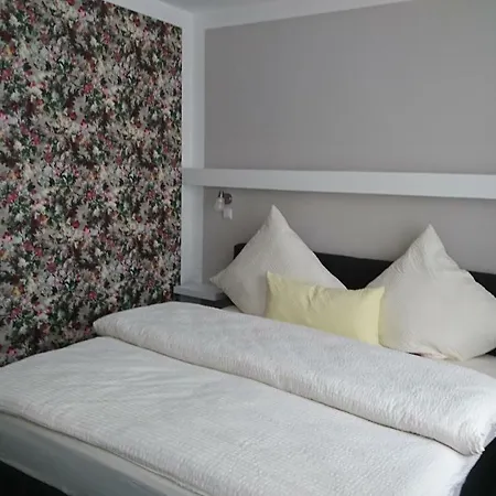 Guest house Restaurant Rosengarten 4*