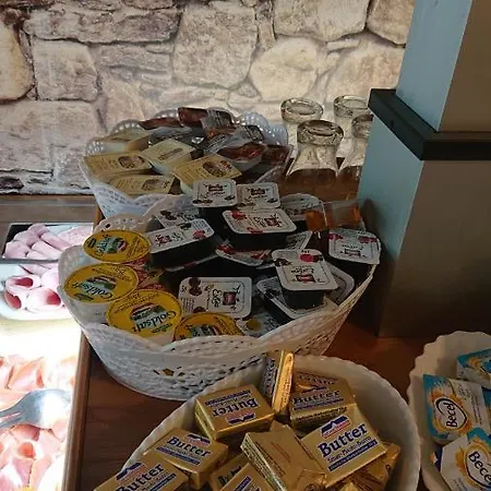 Restaurant Rosengarten Нойруппин