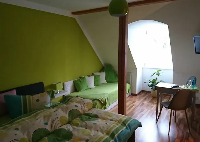 Restaurant Rosengarten 4* ノイルピーン